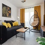 Baltic Marina By Renters 아파트호텔