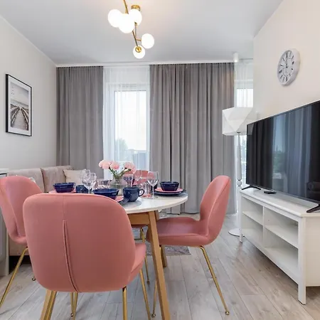Baltic Marina By Renters מלון דירות קולובז'ג